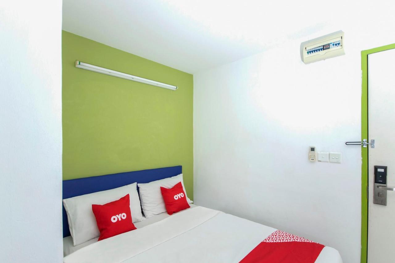 Oyo 90150 City Campus Lodge & Hotel Куала Лумпур Екстериор снимка