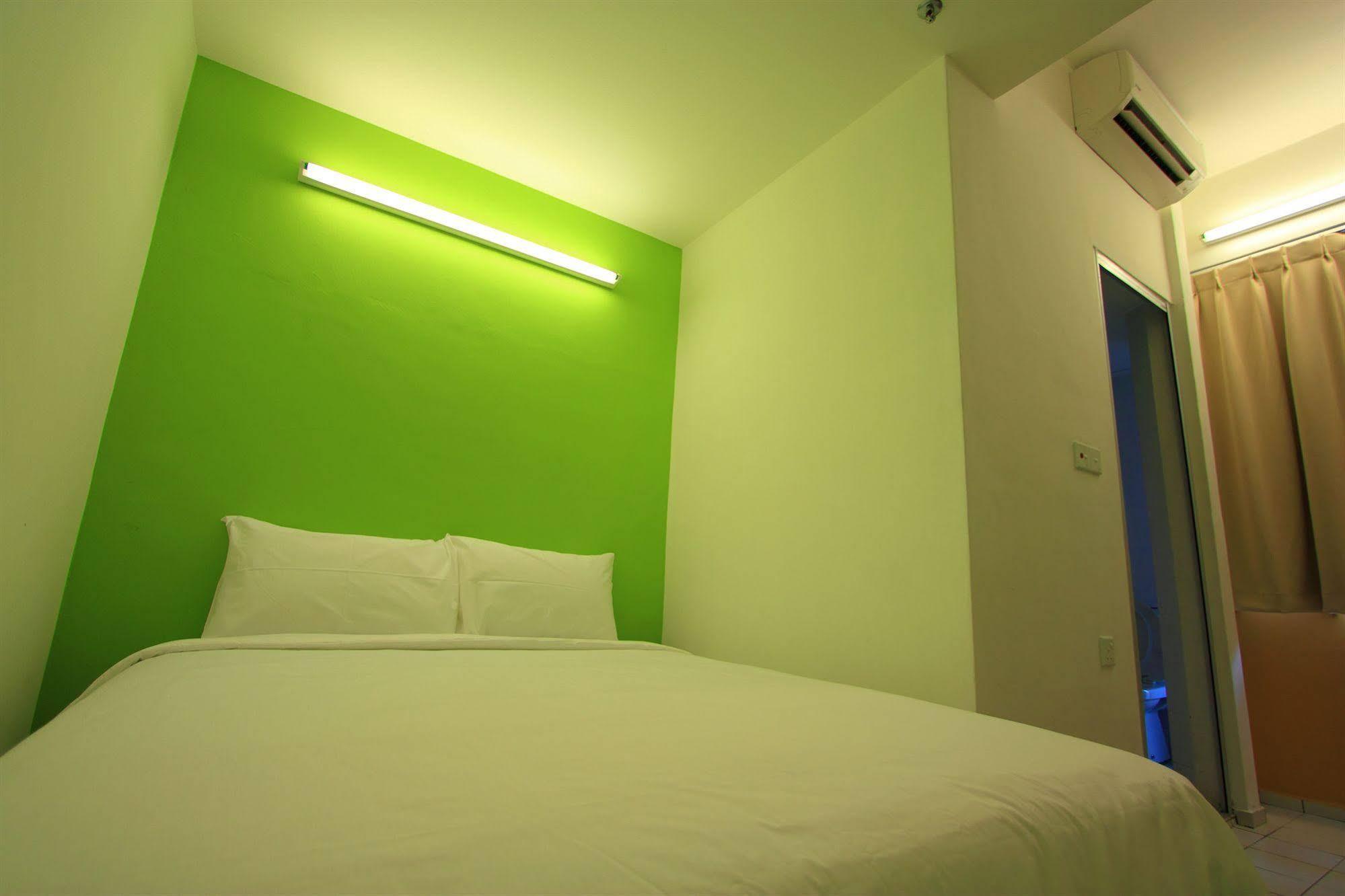 Oyo 90150 City Campus Lodge & Hotel Куала Лумпур Екстериор снимка